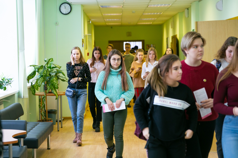 Как прошли Дни открытых дверей Лицея НИУ ВШЭ Иллюстрация к новости: Как прошли Дни открытых дверей Лицея НИУ ВШЭ